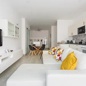 Charming Loft A Apartamento Málaga